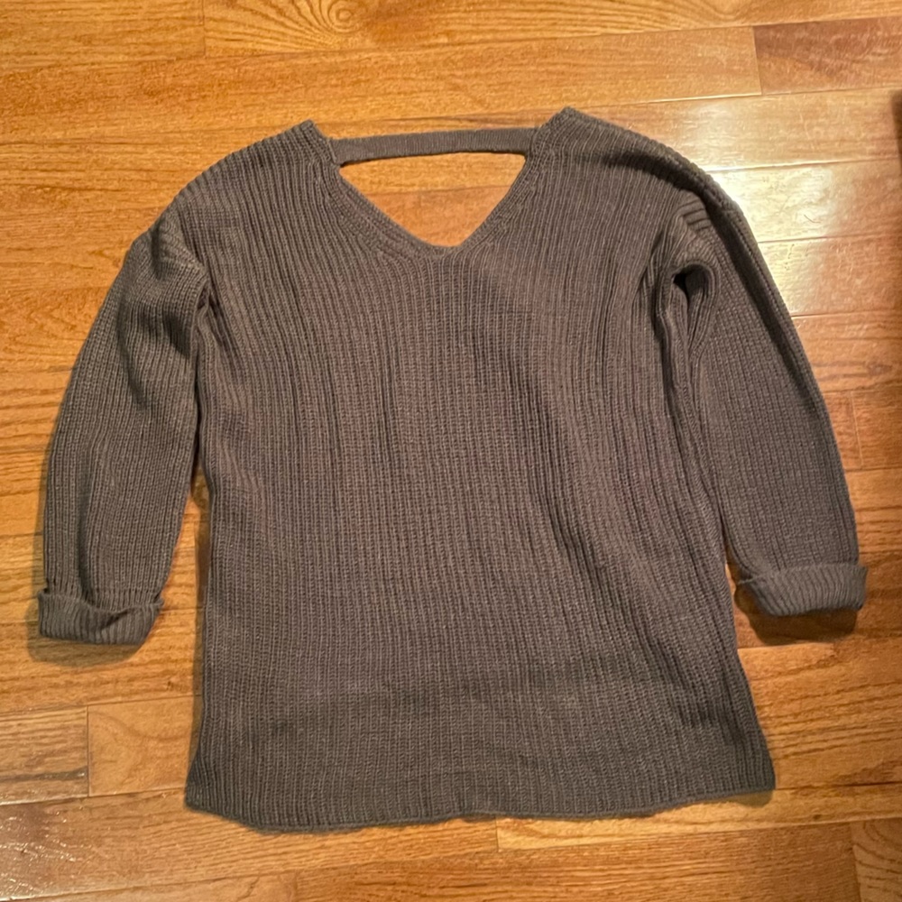 Brown knit v neck  sweater